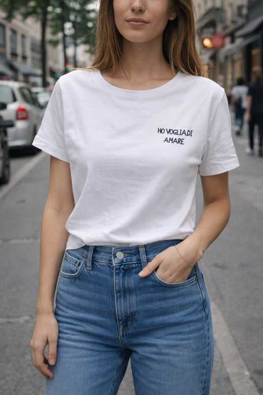 Maglietta Classic con le Scritte Ricamate