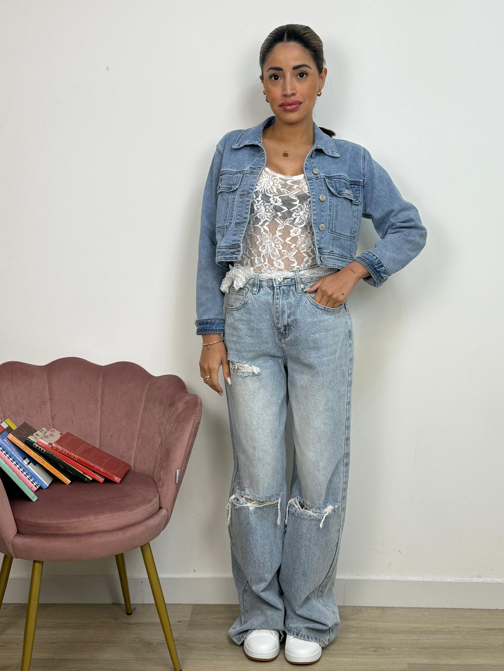 Jeans Strappati in Pizzo